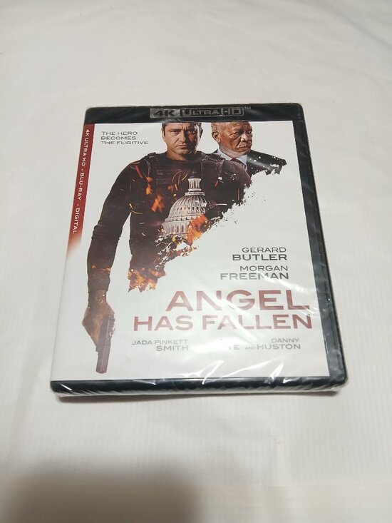 Lionsgate Other - Angel Has Fallen 4K Ultra HD + Blu-Ray + Digital Bluray New - Bundle & Save